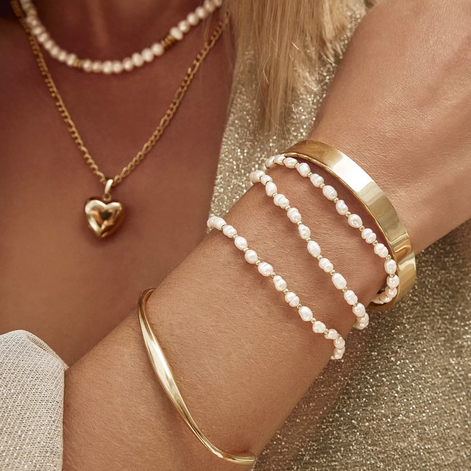 Arms Of Eve Pearl | Charms | Amber Pearl and Gold Bracelet