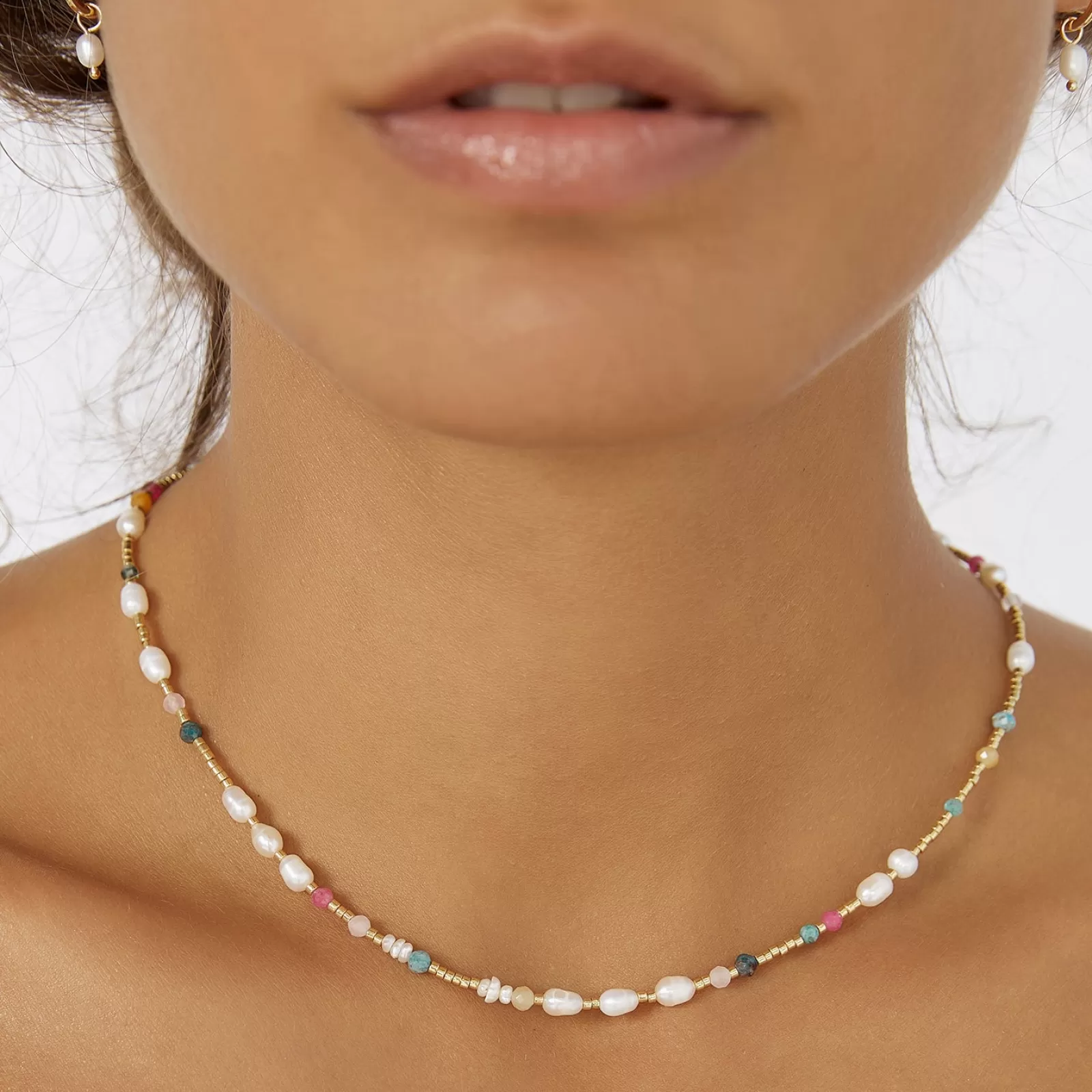 Arms Of Eve Pearl | Beaded | Clover Gemstone and Pearl Necklace