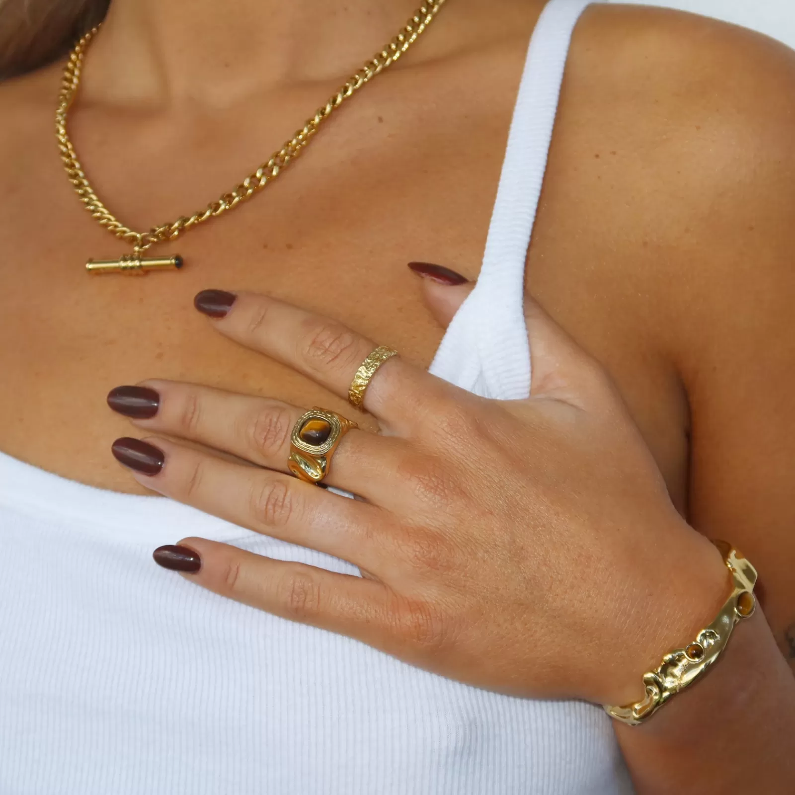 Arms Of Eve Stones | Signet | Goldie Gold Ring