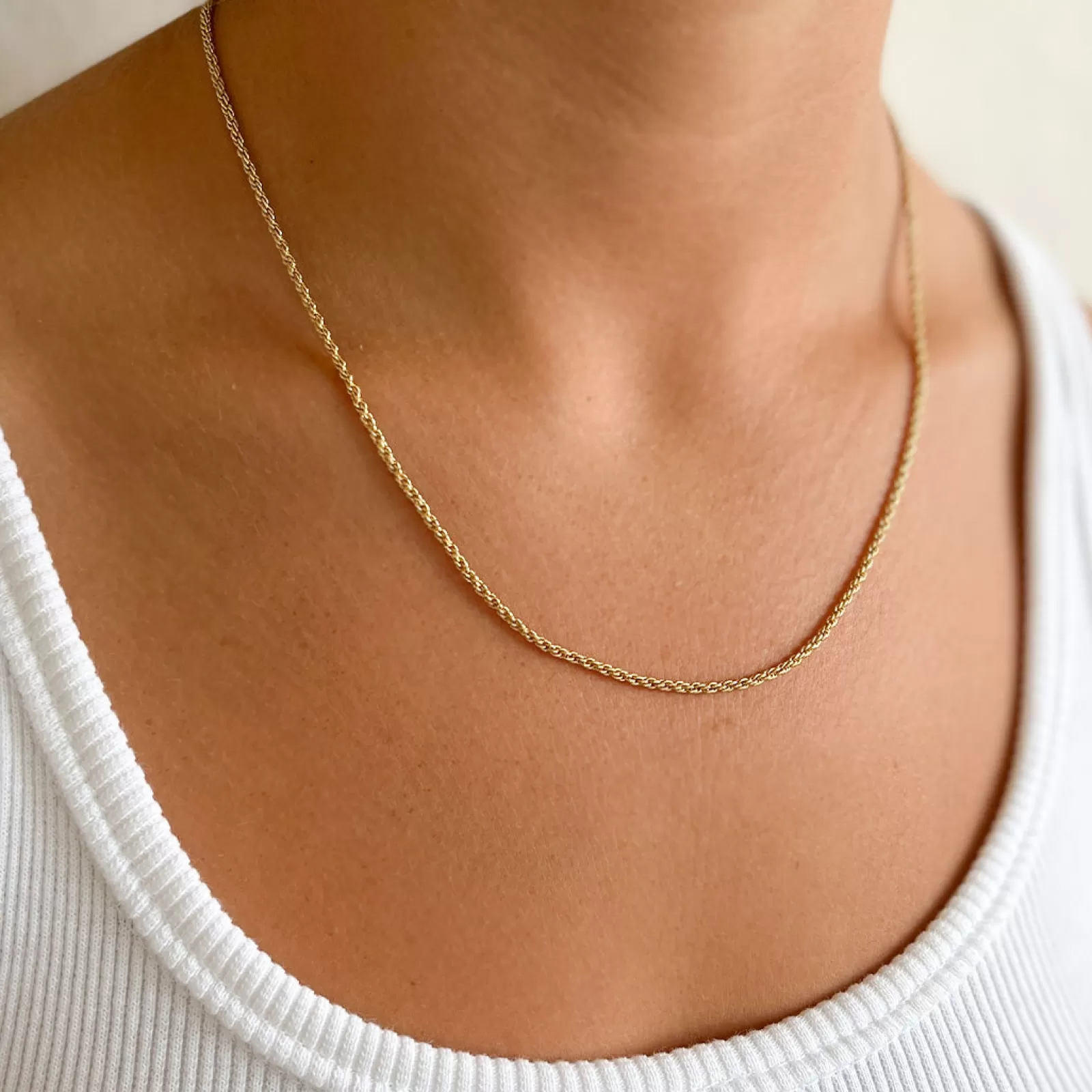 Arms Of Eve Gold | Chains | Izi Gold Necklace