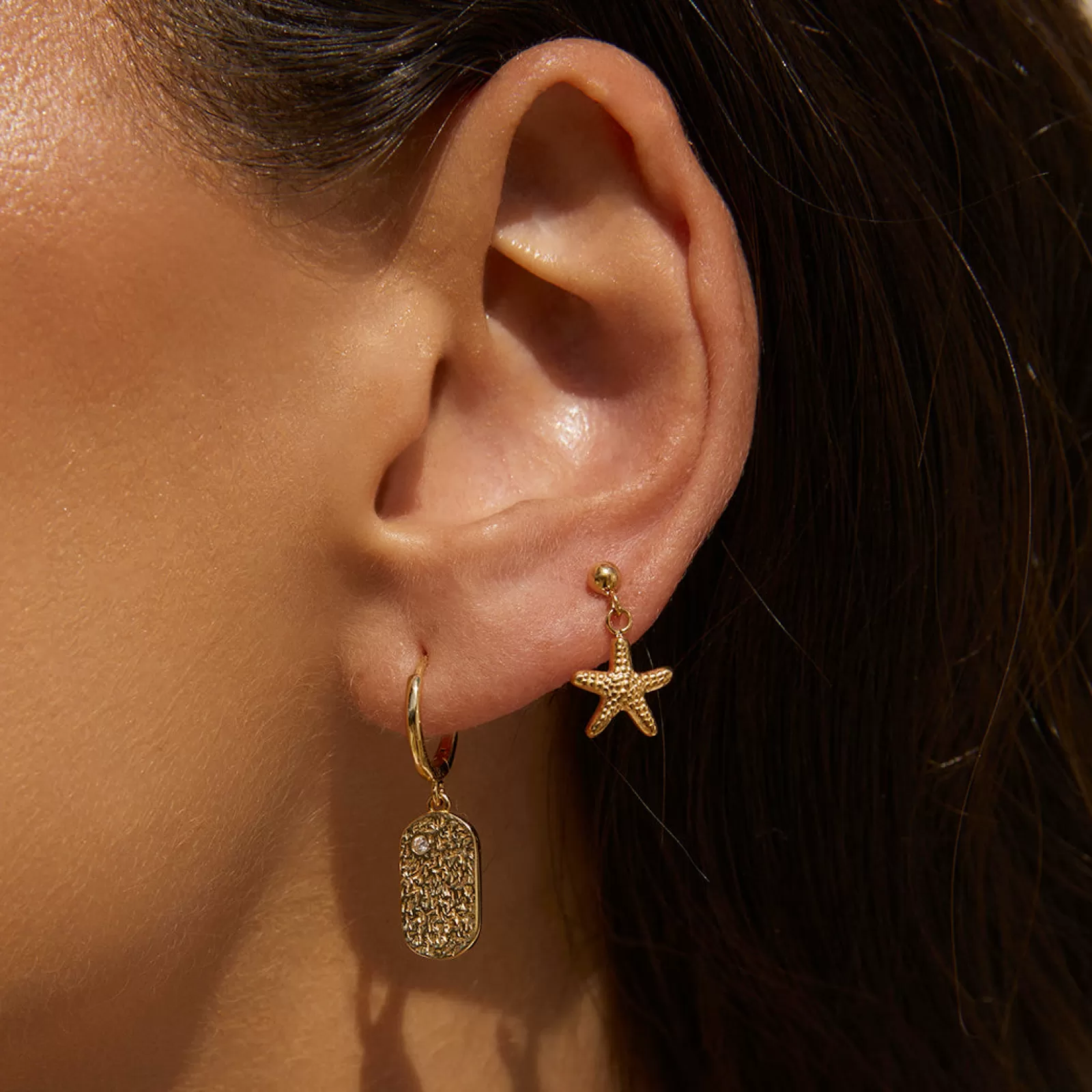 Arms Of Eve Gold | Mendoza Gold Huggie Earrings