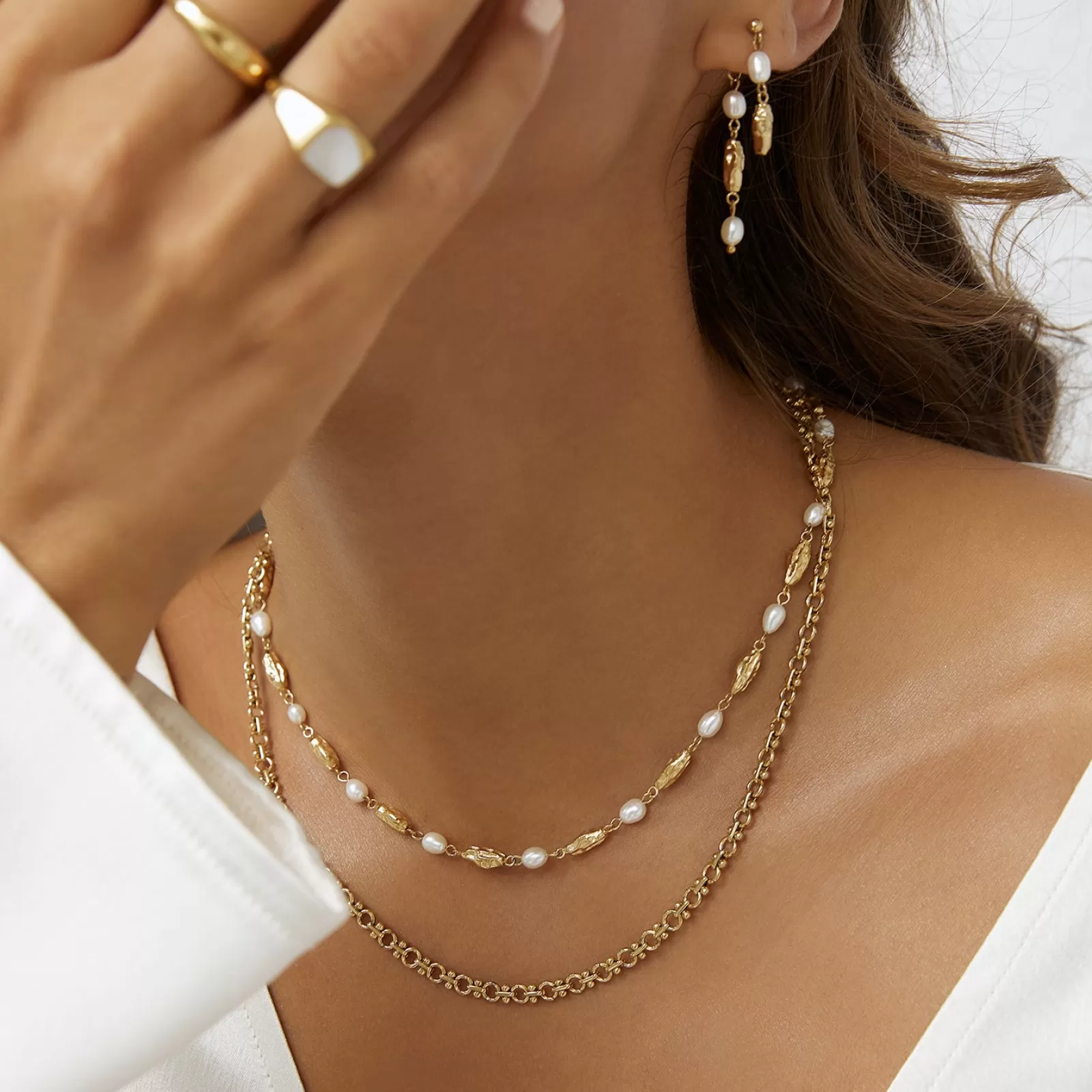 Arms Of Eve Pearl | Mimi Pearl and Gold Necklace